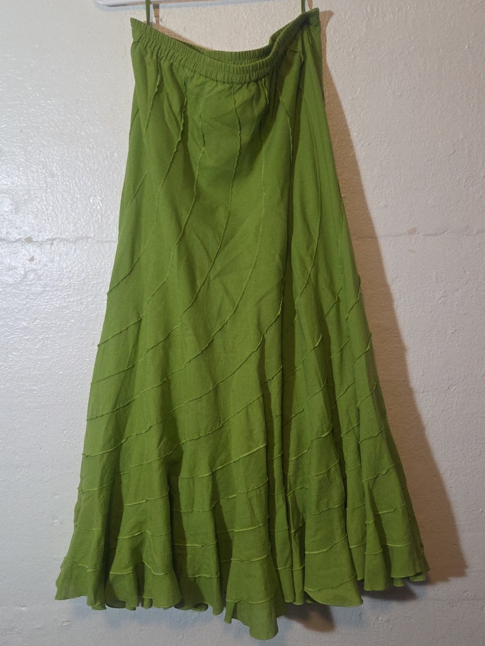 Women’s Vintage Green Maxi Length Skirt Flowy Ruffles Whimsical Hippie Sz Large